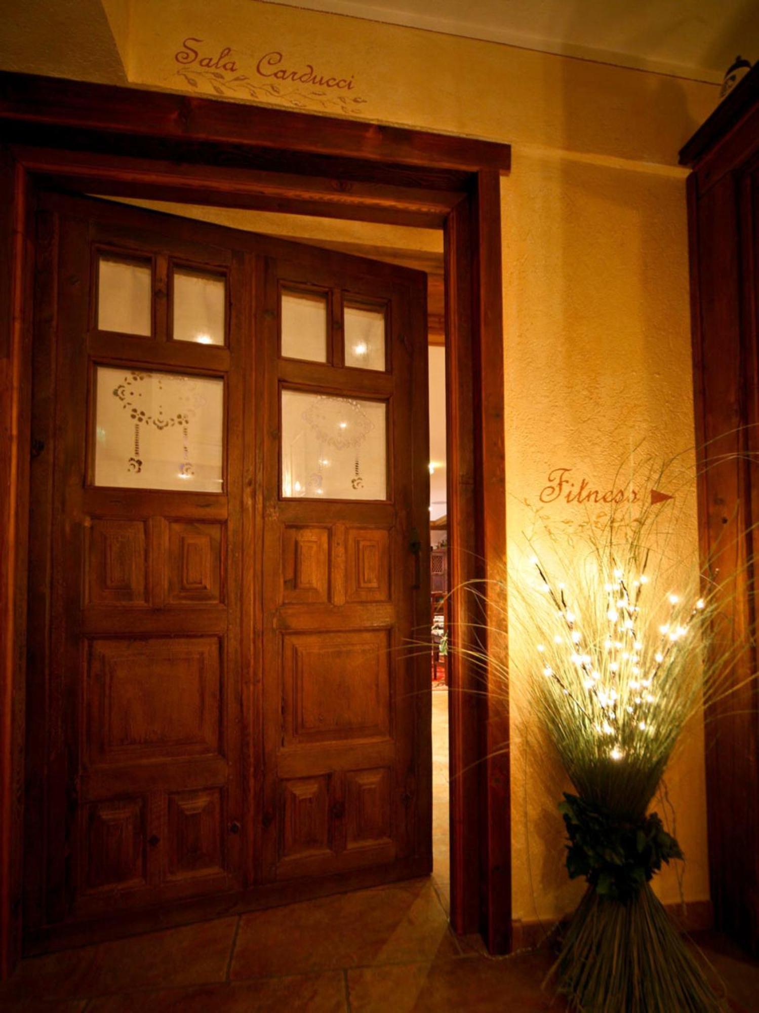 Villa Novecento Romantic Hotel - Estella Hotel Collection & Experience กูร์มาเยอร์ ภายนอก รูปภาพ